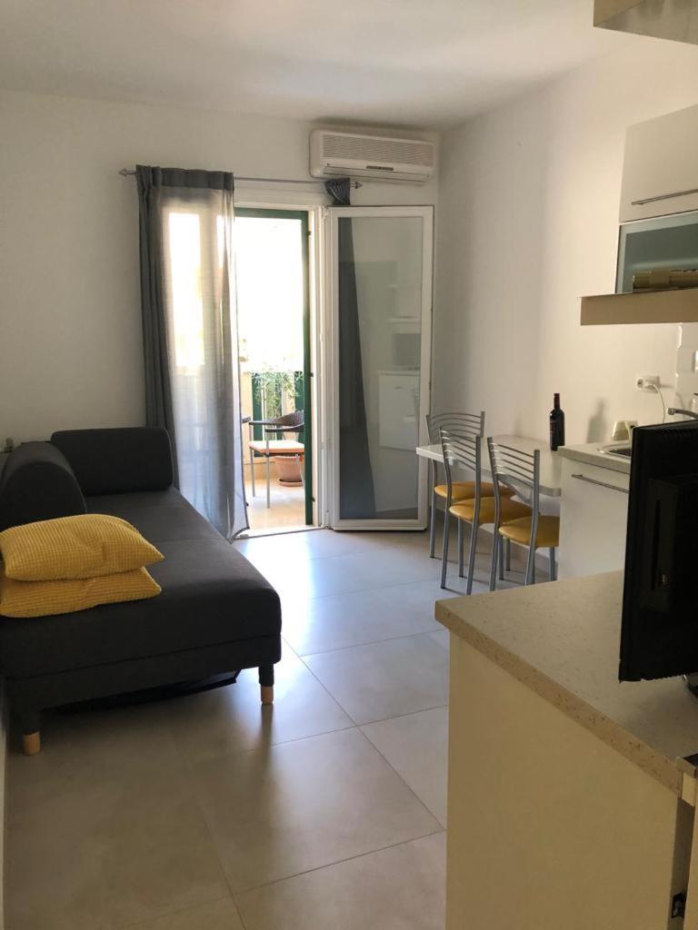 Guest House Marija Bol Ngoại thất bức ảnh