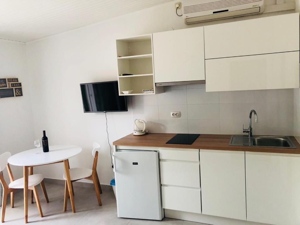 Guest House Marija Bol Ngoại thất bức ảnh
